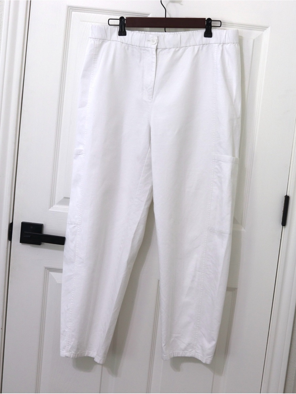 Eileen Fisher White barrel fit, organic cotton hemp, granola clean girl coastal